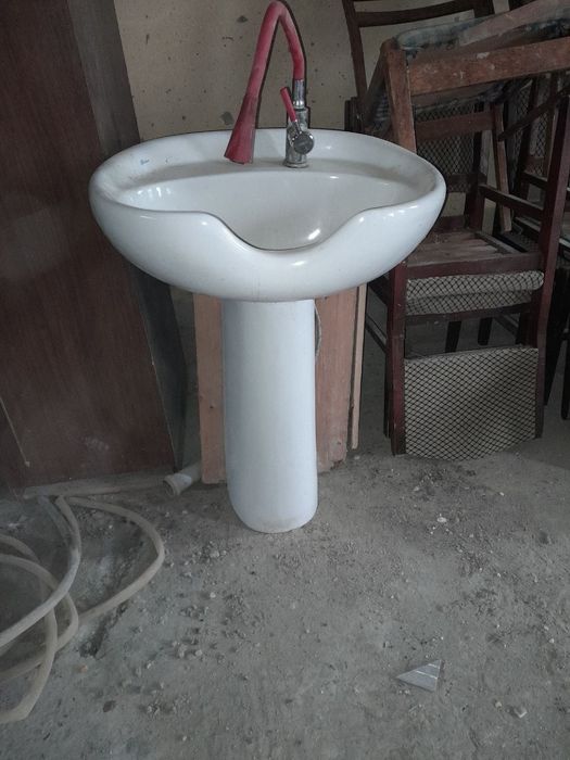 Сартарошхона учун соч ювиш раковинаси