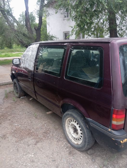 Продам авто крайслер