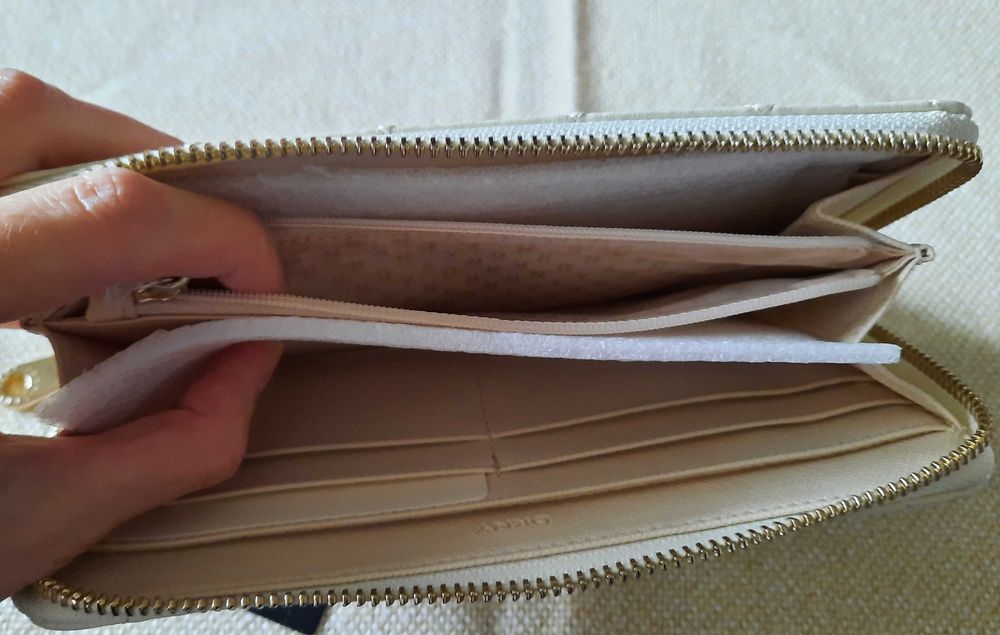 Ново, DKNY Eстествена Кожа портмоне/портфейл