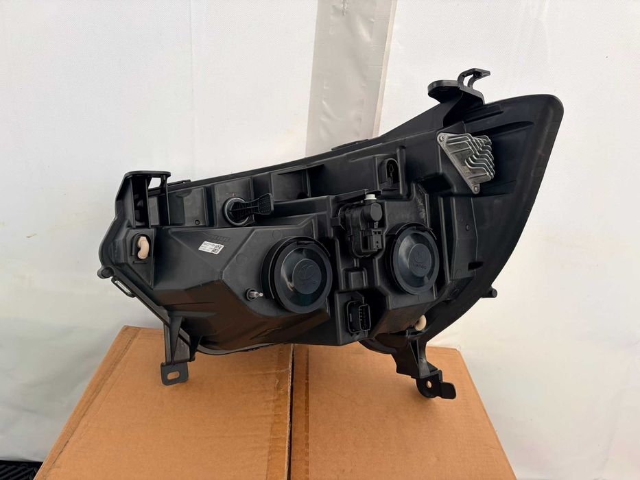 Far dreapta complet Renault Master 4 2020+ nou original Renault