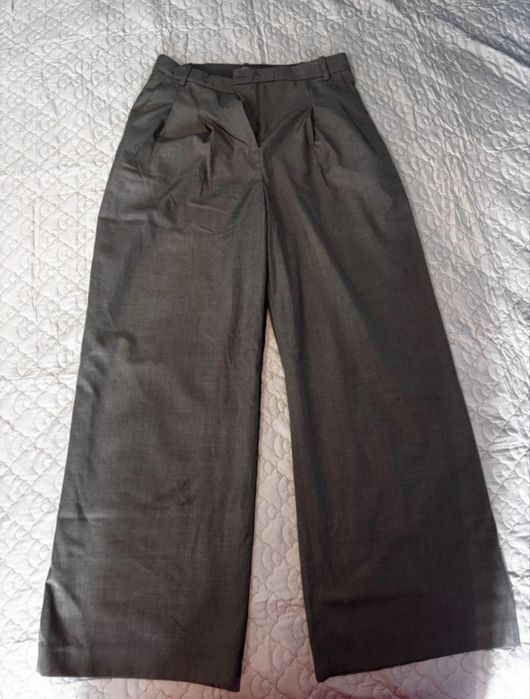 Pantaloni noi fara eticheta