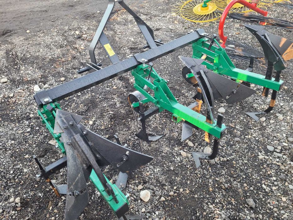 PRASITOARE (cultivator) 3 sectii+bilonator+rarita