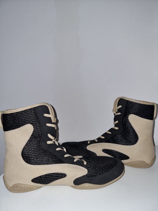 Боксови обувки Venom