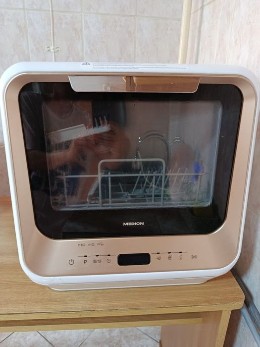 Masina spalat vase Maedion de spalat vase comacta(2seturi) Medion