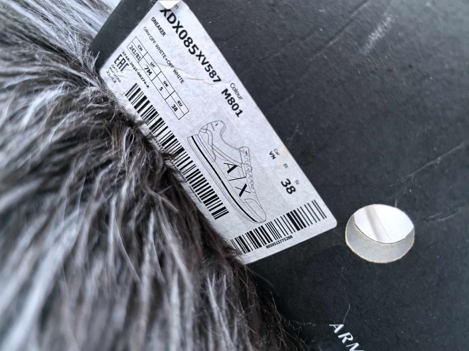 Armani Exchance оригинални дамски сникърси 38 номер