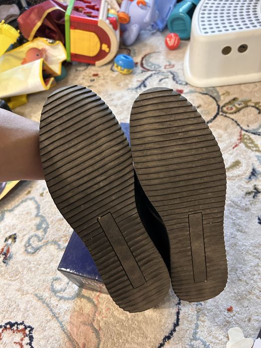 Продам обувь 39-40 размера