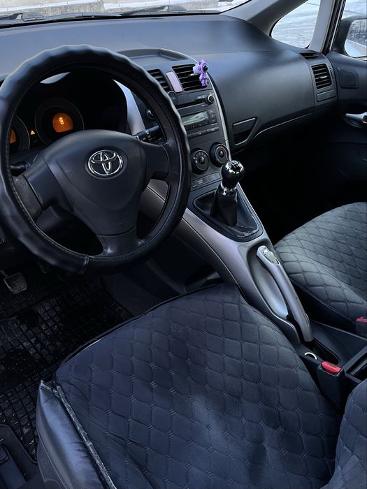 Toyota Auris 1.4 diesel – întreținută, economă, gata de drum