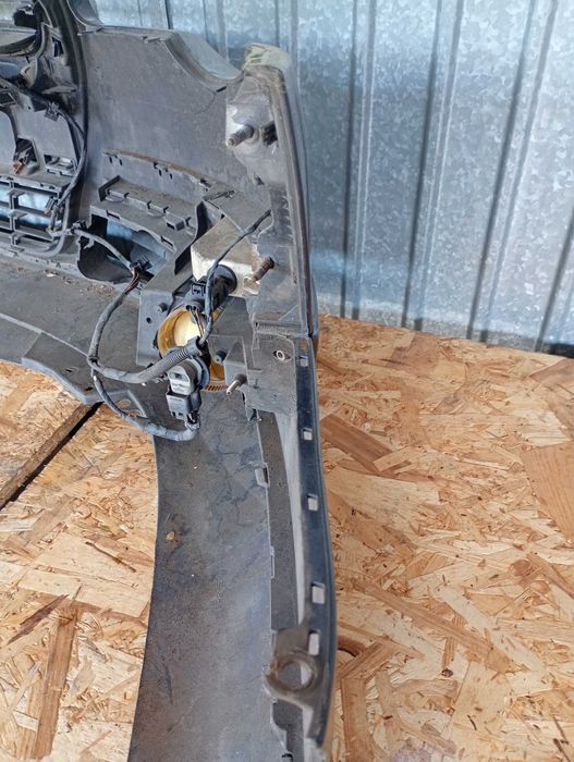 Bara Fata Completa Vw Passat B6 Sedan sau Break cu Proiectoare de Ceata si Senzori de parcare