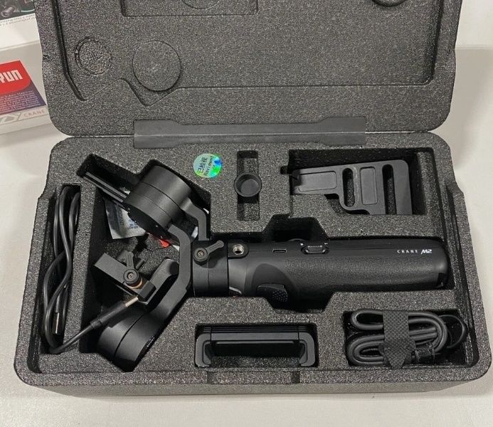 Zhiyun Crane M2 — стабилизатор 3-осевой (как новый)