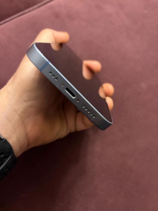 Iphone 14 capacitate 128gb