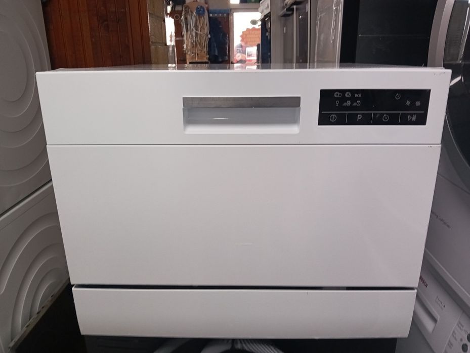 Малка съдомиялна тип кубче за 6 комплекта с 2 години гаранция!