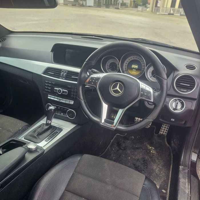 Продавам Mercedes W204 Facelift 651 мотор AMG пакет на ЧАСТИ Мерцедес