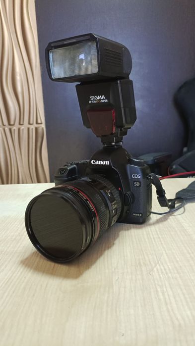 Canon EOS 5D Mark II