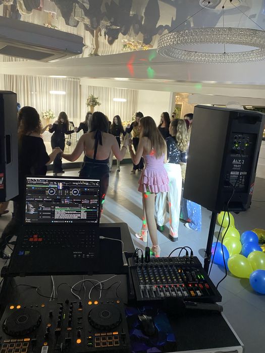 DJ + Solistă + Program Tarabană Galați și oriunde în țară