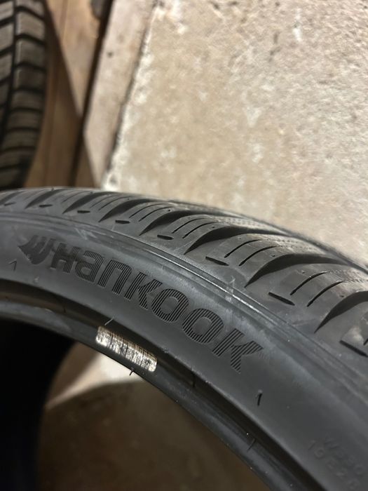 Спорт пакет 245/35/20 275/30/20 зимни гуми Hankook Winter icept evo 3