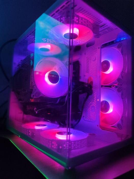 Продам ПК Core i 7 , 9700 супер мощный)