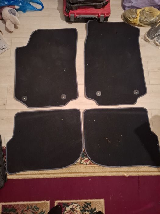 Оригинал полик от ауди а6 с4