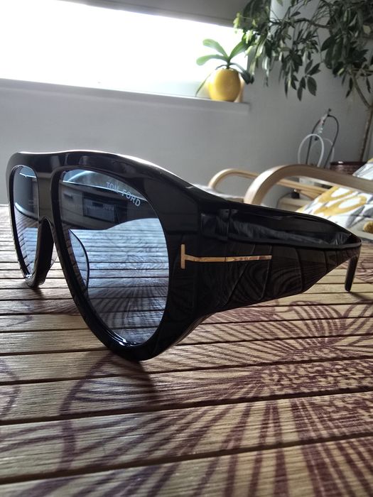 Слънчеви очила Tom Ford BRONSON (FT1044)