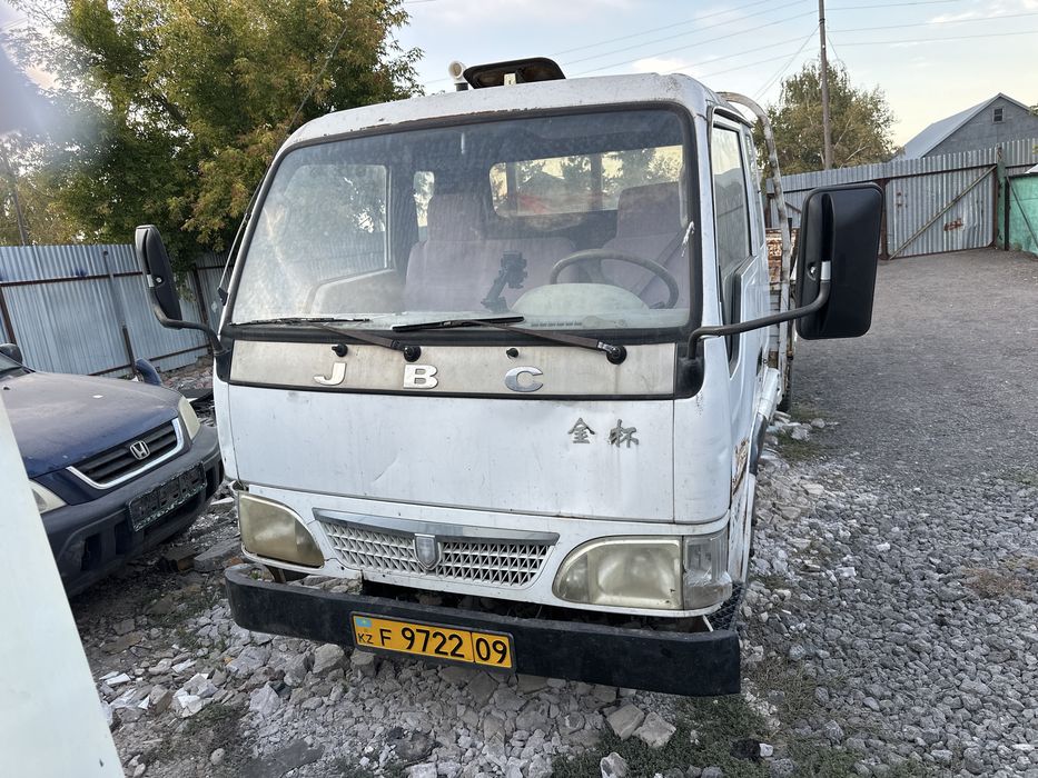 Продам грузовичок пяти тоник JVC