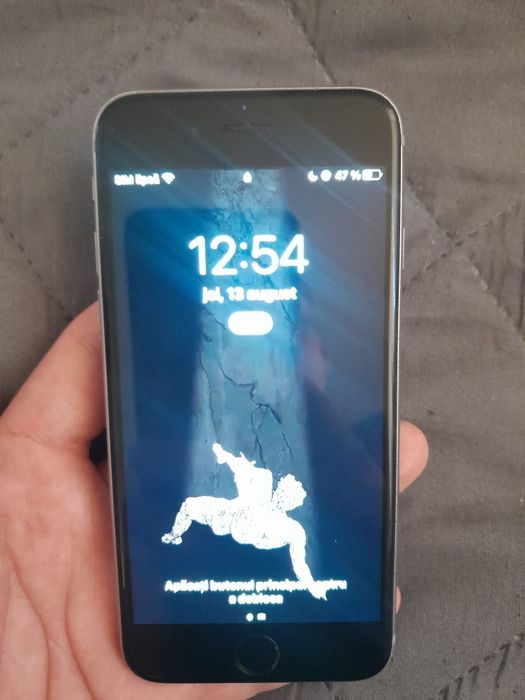 Vând iPhone 6s Alb