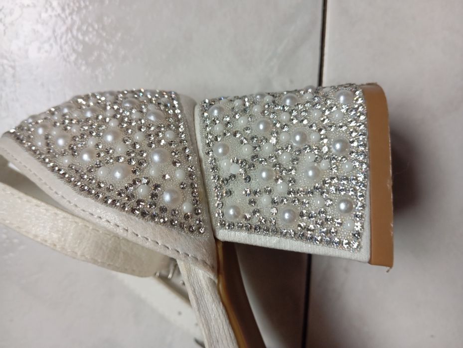 Туфли CARMINI белый