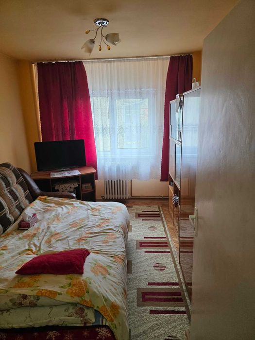 Apartament 4 camere Cugir,jud Alba