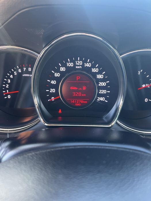 Kia Ceed 1.6 бензин 141000 км!