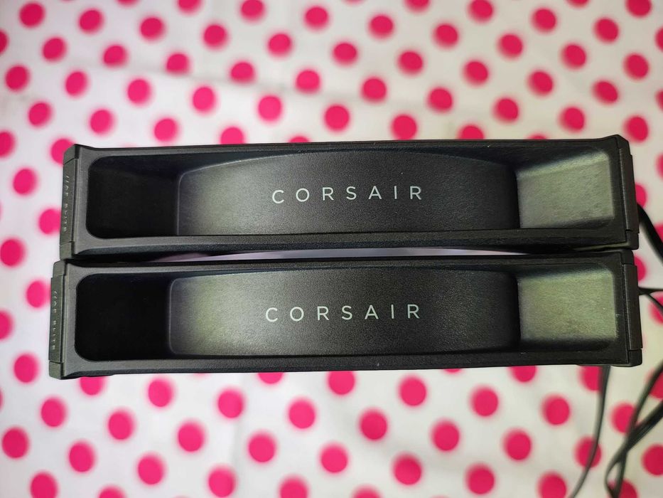 2 x Cooler, ventilator Corsair AF140 Elite RGB, PWM, 140mm
