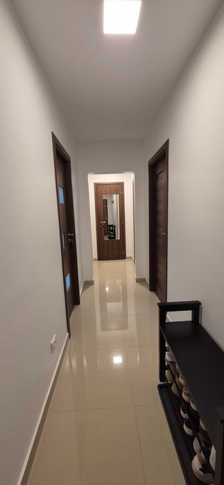 Apartament 3 camere renovat, mobilat și utilat