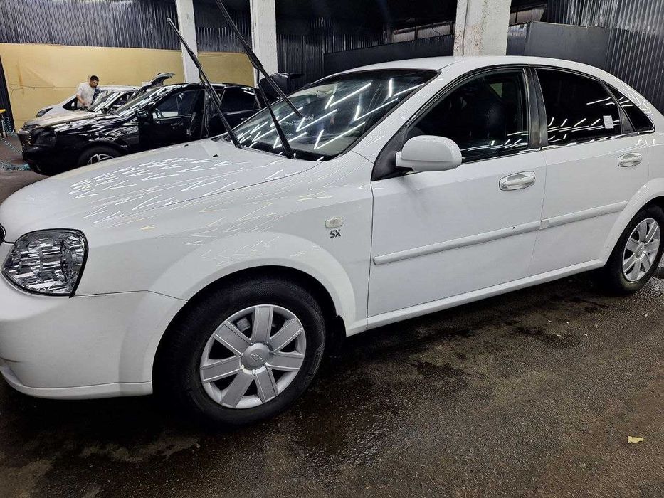 Срочно продается автомобиль Lacetti