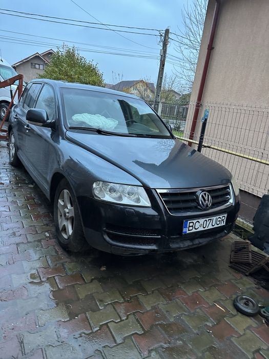 Bara fata volkswagen Vw Touareg 7L capota