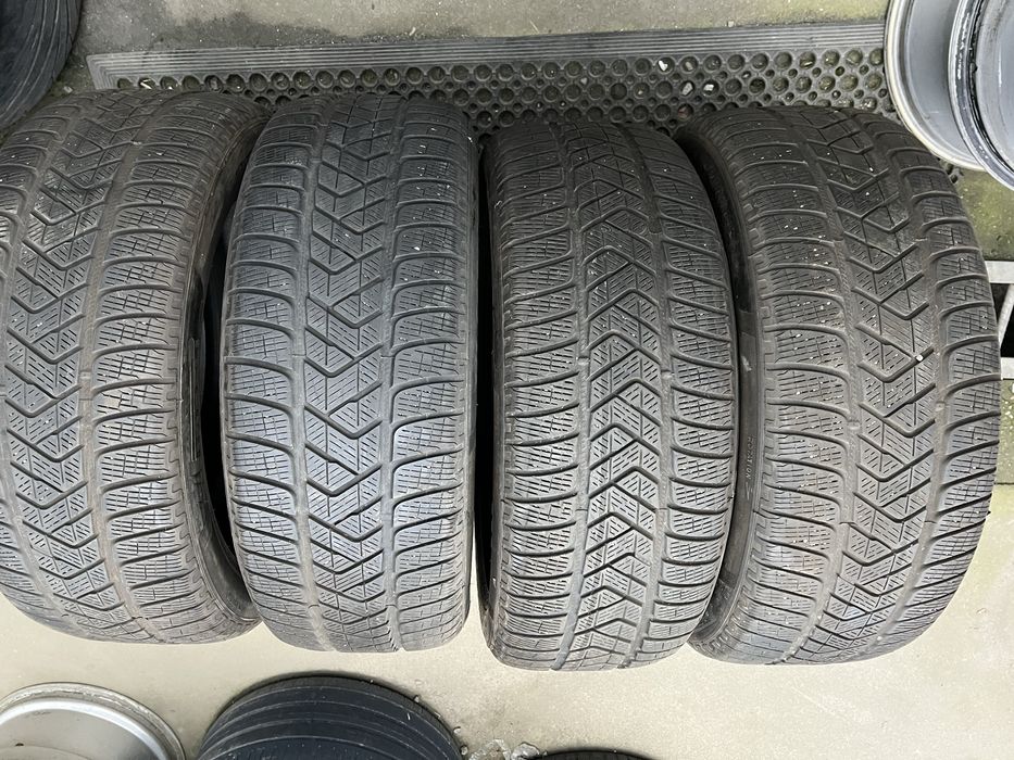 Anvelope iarna 235/55/19 Pirelli