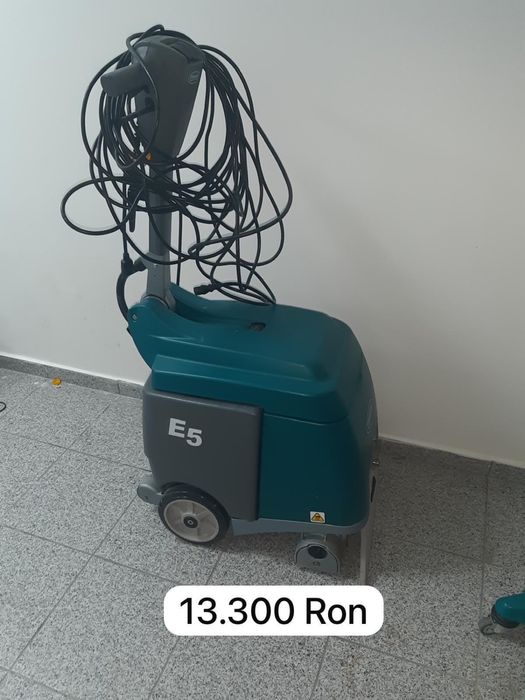 Vand aparate pentru curatenie profesionala!