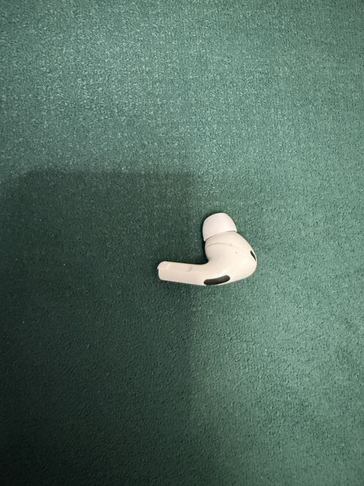 Airpods pro 2 lighting