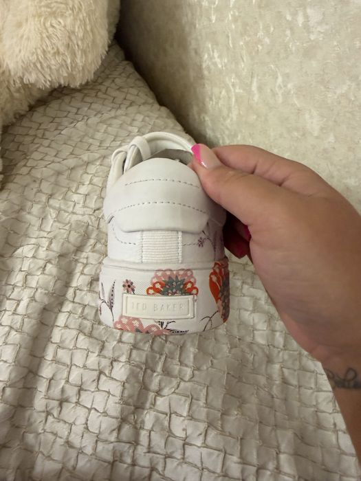Кроссовки ted baker