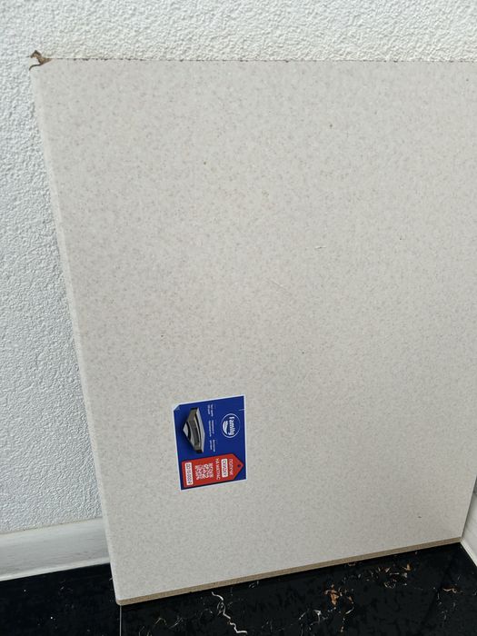 Остаток Столешницы 77 см отдам бесплатно