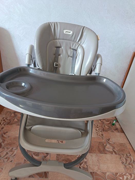 Продам детские столы