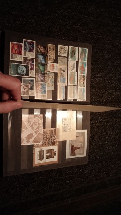 Марки с альбомом