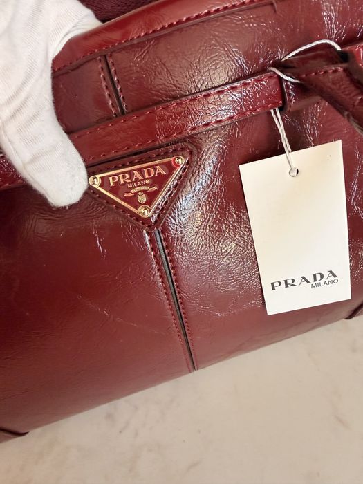 Дамска чанта Prada Bonnie среден размер бордо