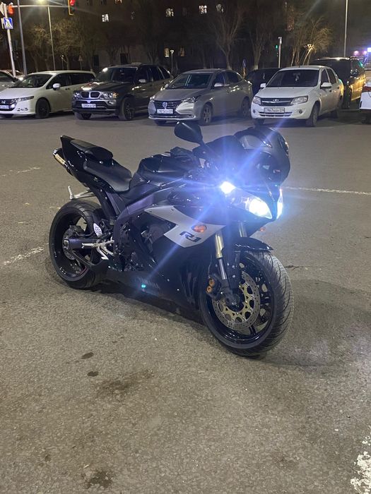 Продам мотоцикл YAMAHA YZF-R1