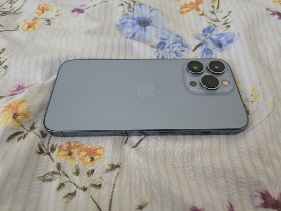 Продам  iphone 13 pro