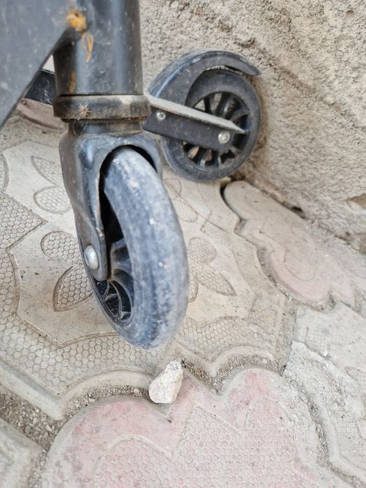 Самокат двухколесный