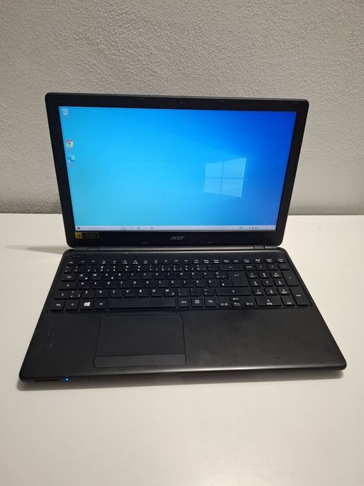 Laptop la 300- 400 lei