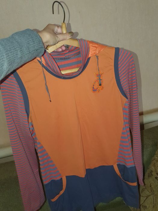 Распродажа. Кофты, рубашки 42-44