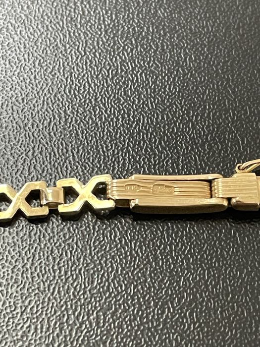 Браслет золотой 583 пробы с цирконием.