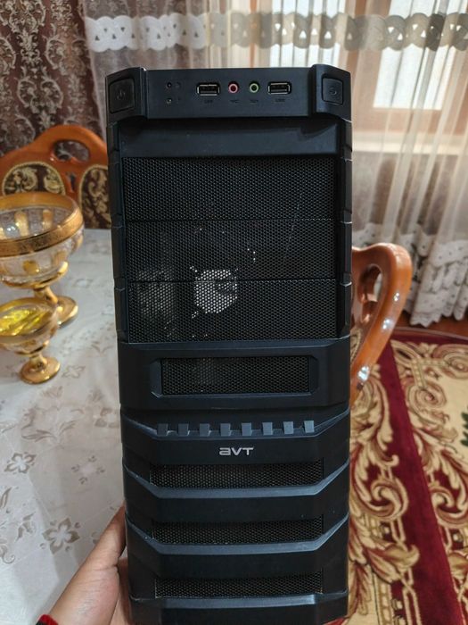 MB - Gigabyte H61M-S1 ‎CPU - i5 2400 4/4 ‎RAM - DDR3 8GB ‎HDD - 250 GB