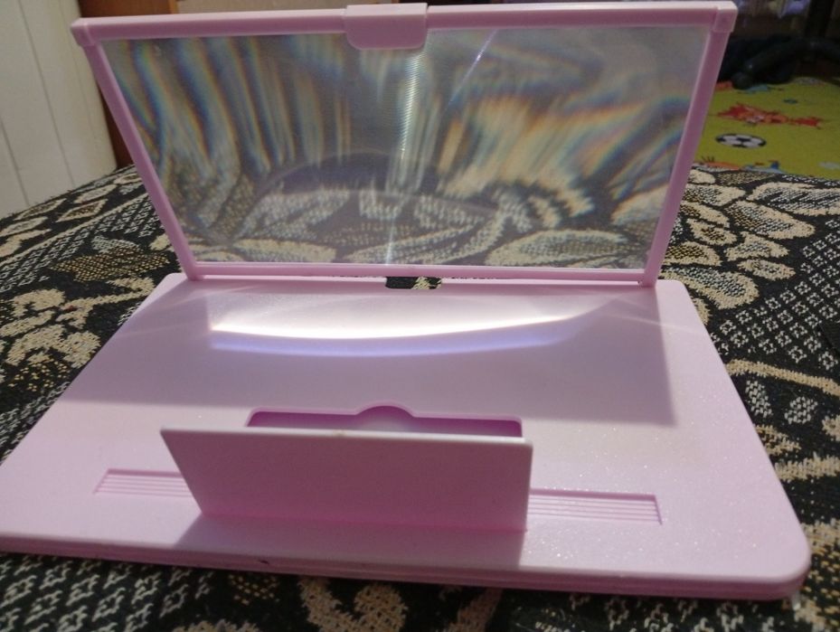 Подставка с увеличенным экраном для телефона