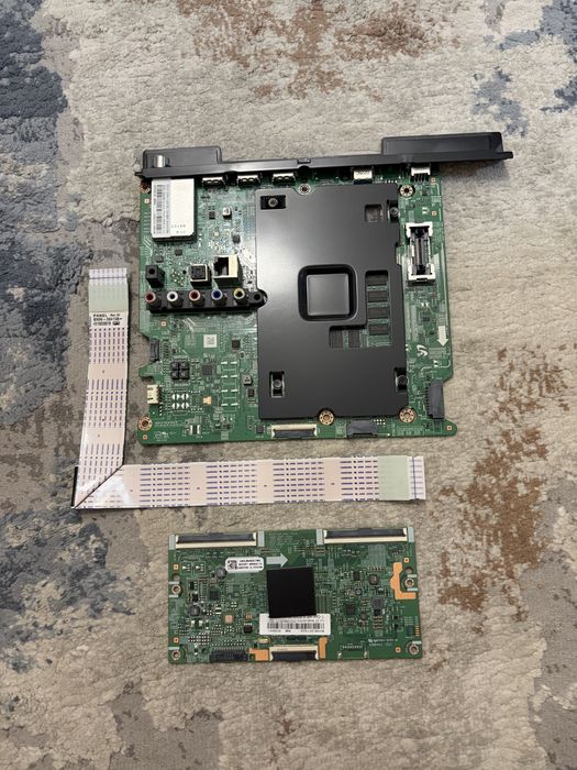 Placa de baza si t-con pentru tv Samsung