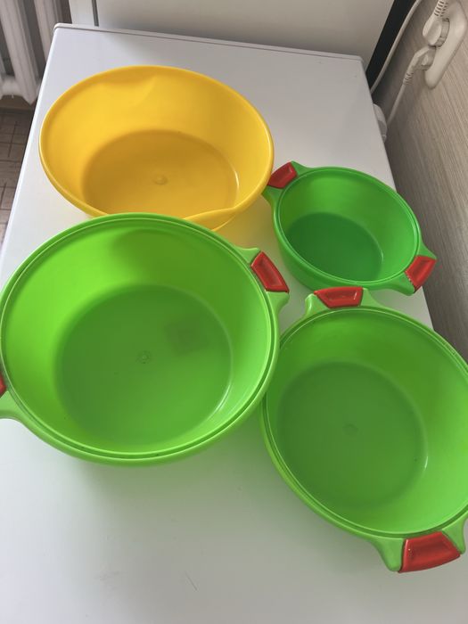 Набор плассмасовых чашек