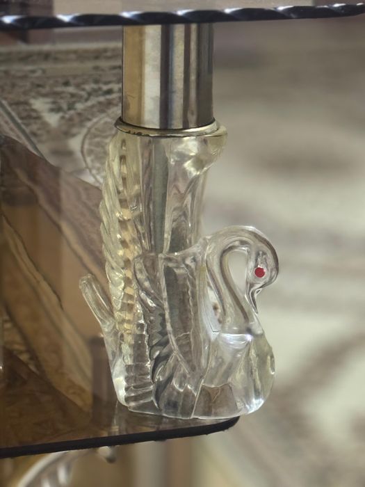 Столик для гостиной